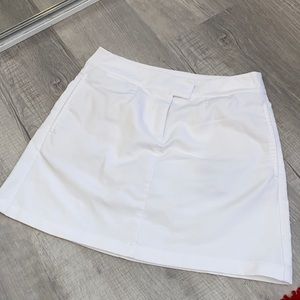 Puma - like new sport skirt or play! Sz 2 - soft and slinky 😊